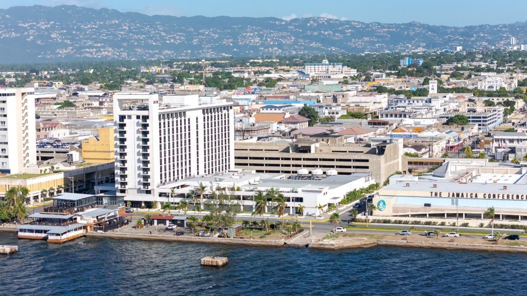 Kingston Waterfront and Victoria Pier